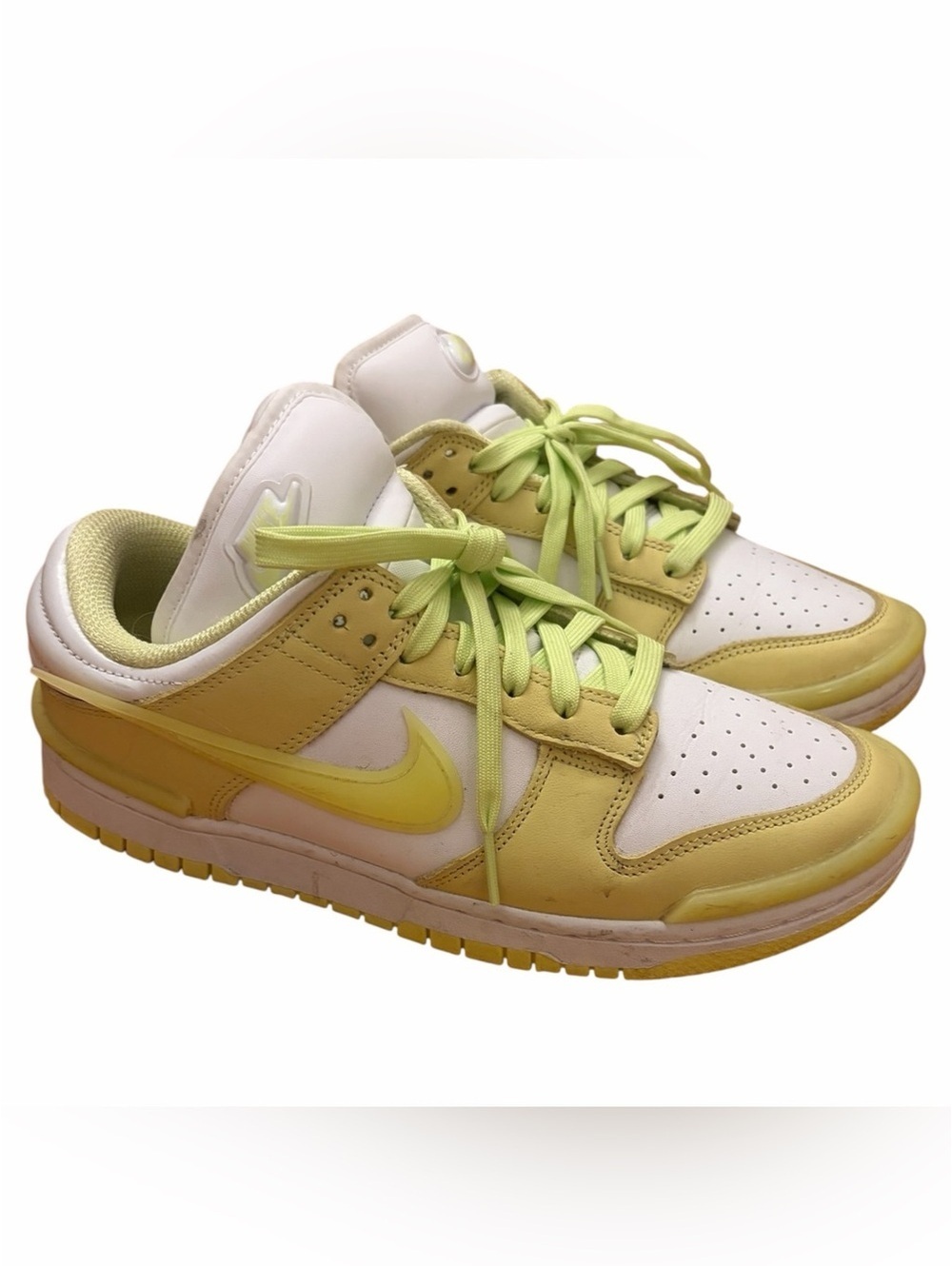 Nike Dunk Low Disrupt 2 Lemon Yellow White Sneakers Women’s Size 9 DZ2794-700